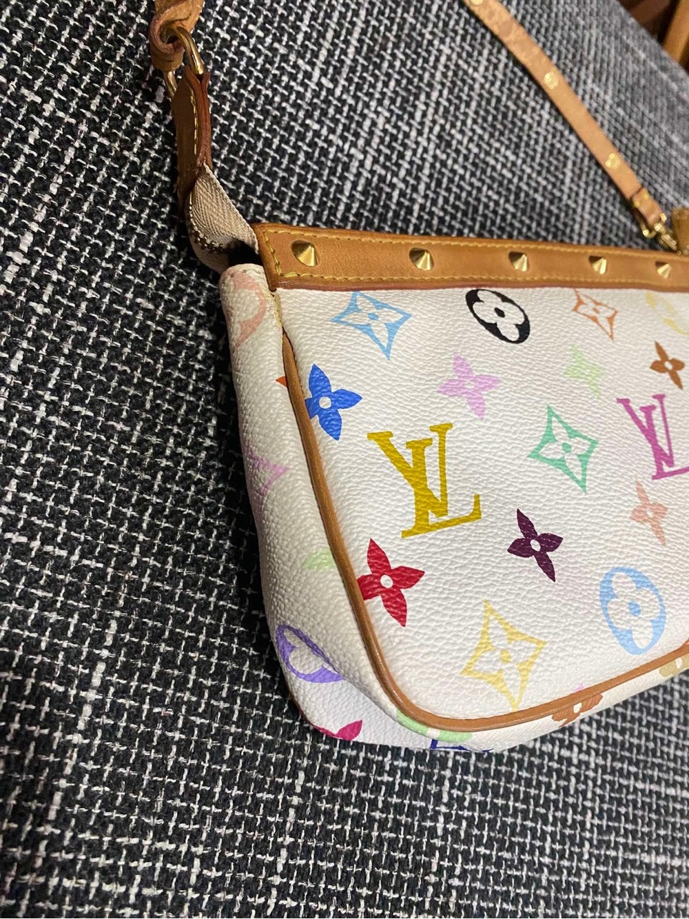 Louis Vuitton x Murakami Multicolor Pochette - Picture 5 of 16